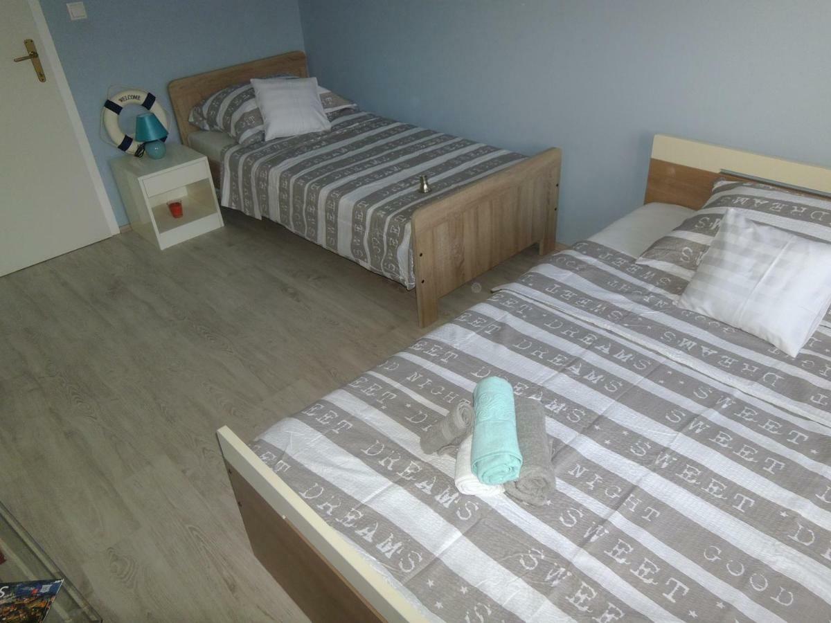 Апартаменты Apartman Sara Шибеник Экстерьер фото