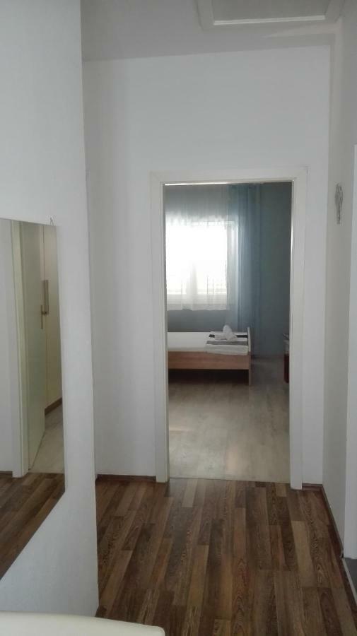 Апартаменты Apartman Sara Шибеник Экстерьер фото